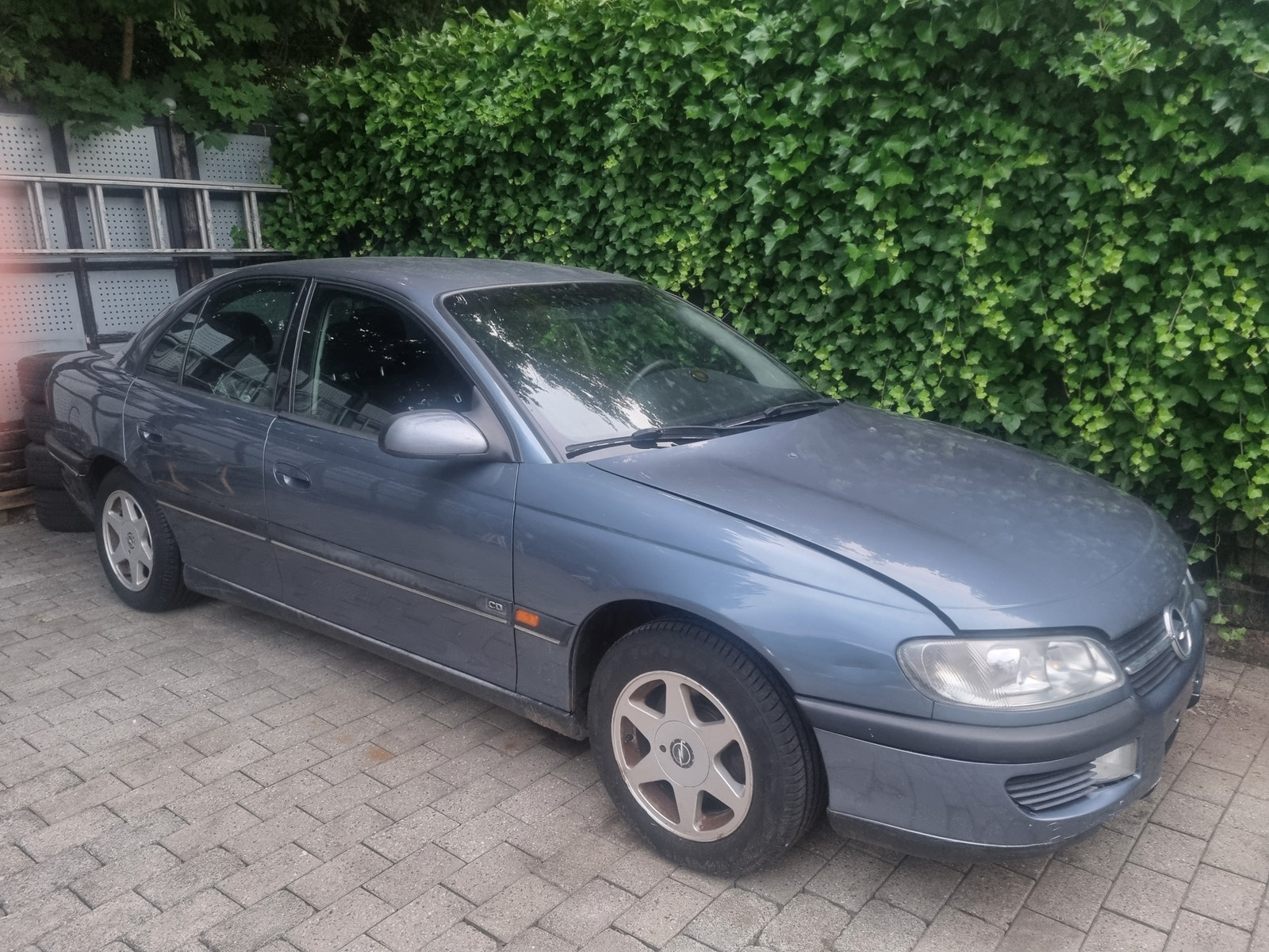 Opel Omega til salg hos Nabilli