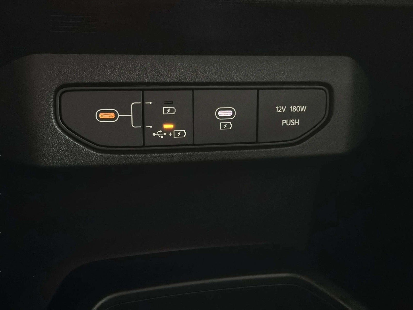 Kia EV4 til salg hos Nabilli
