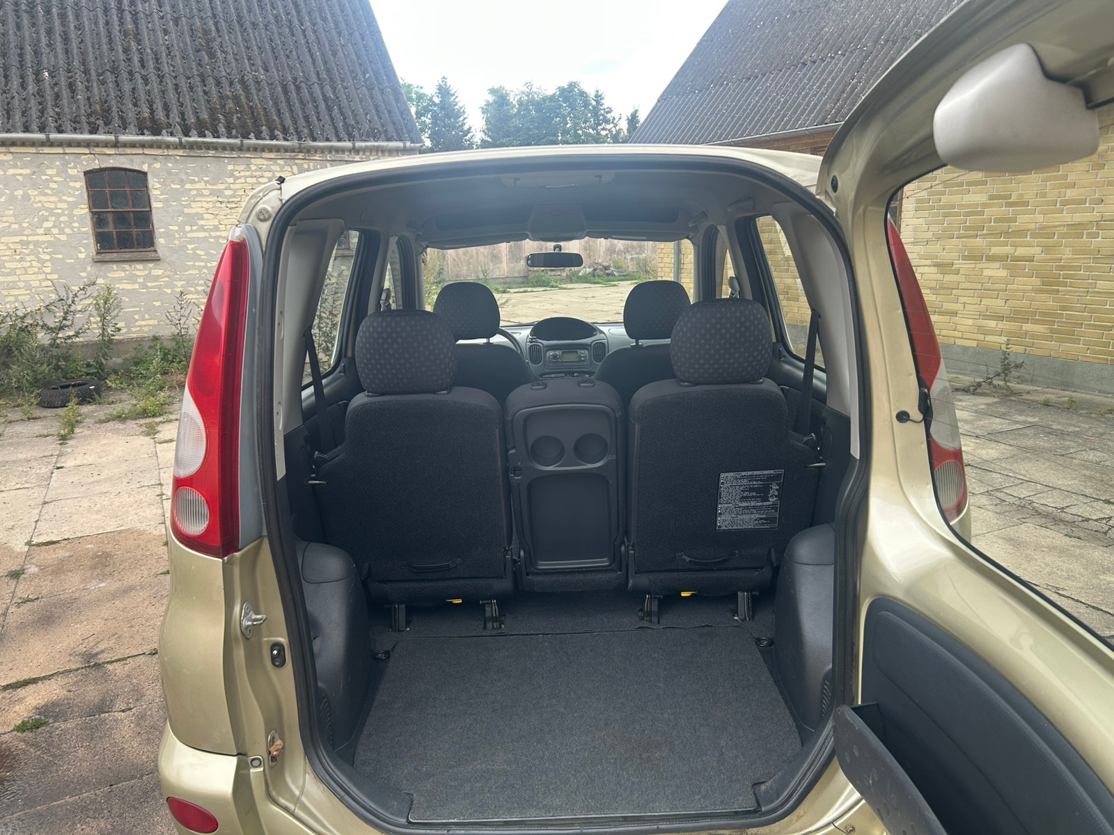 Toyota Yaris Verso til salg hos Nabilli