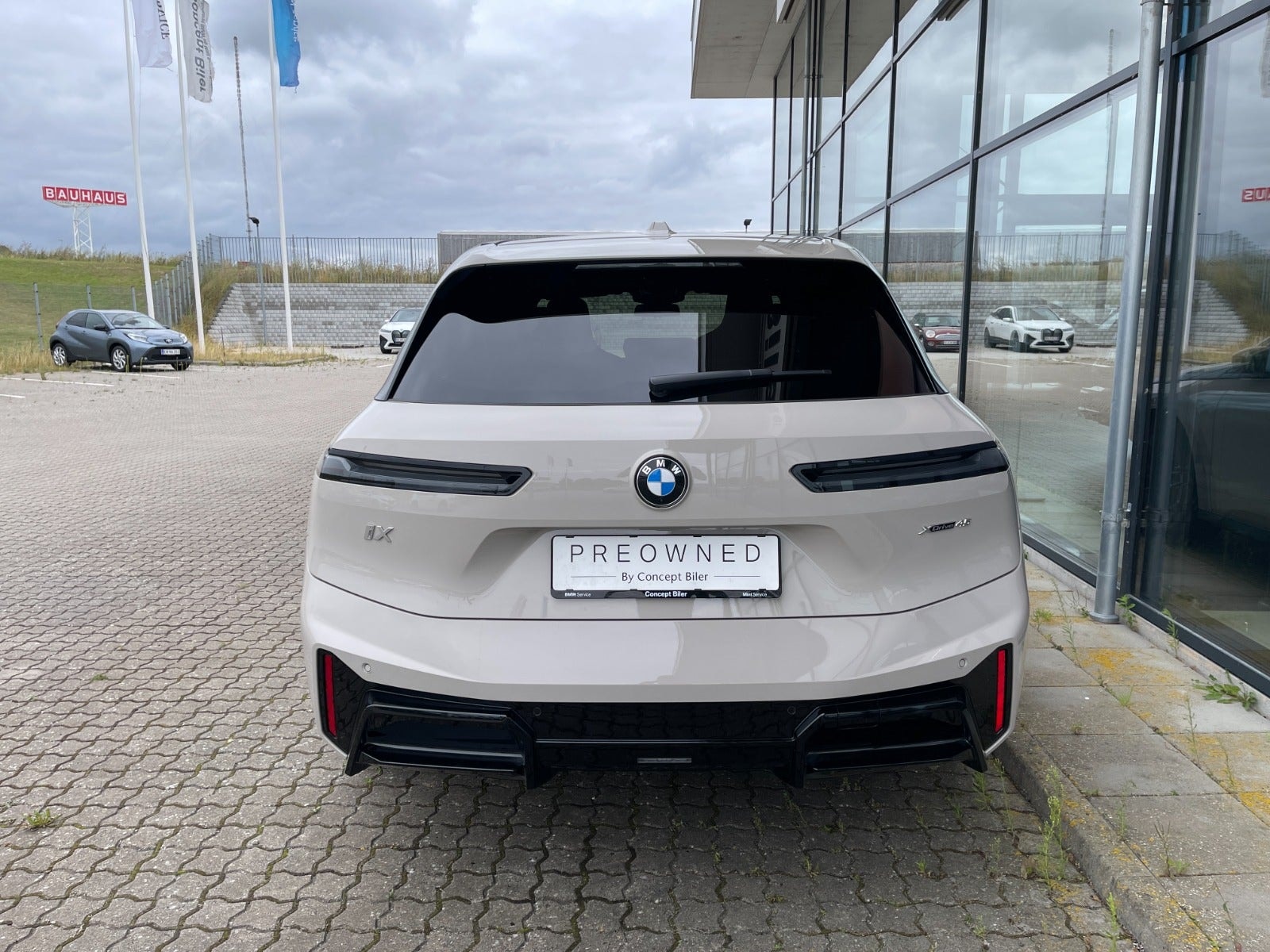 BMW iX til salg hos Nabilli