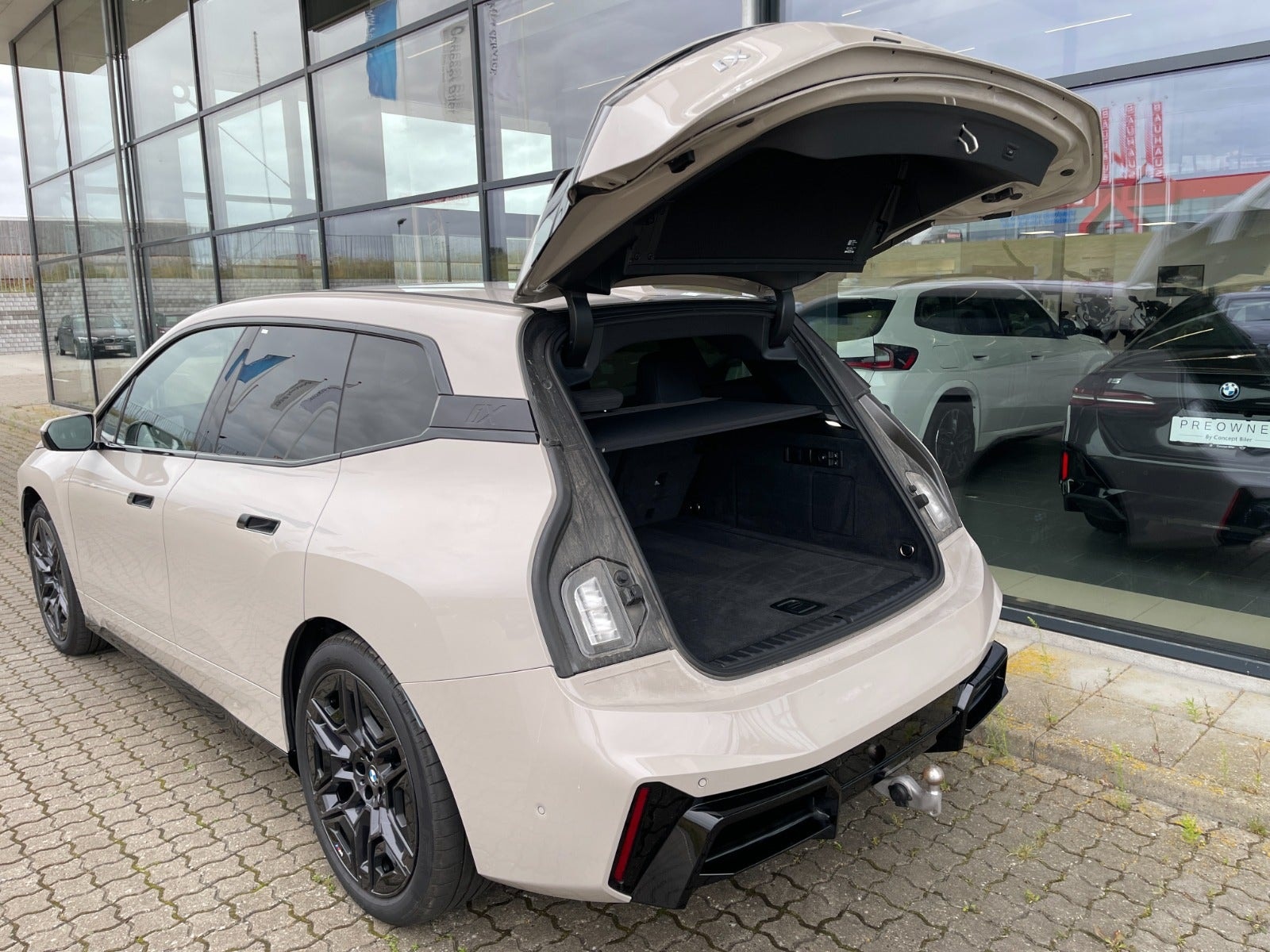 BMW iX til salg hos Nabilli