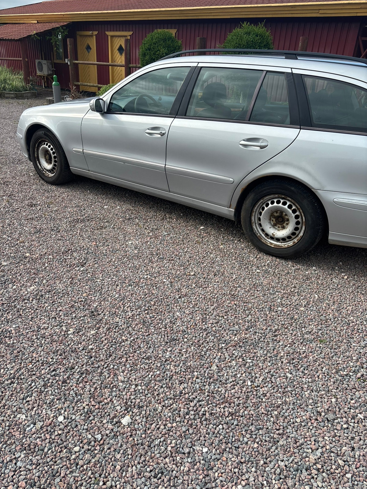 Mercedes E280 til salg hos Nabilli