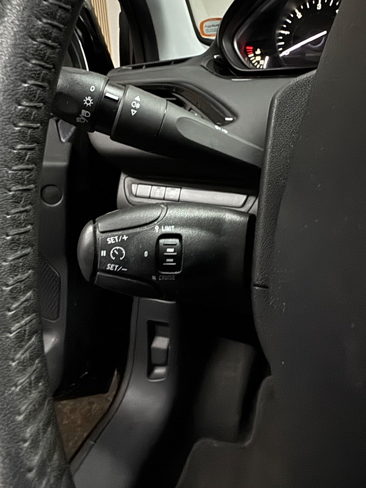 Peugeot 208 til salg hos Nabilli