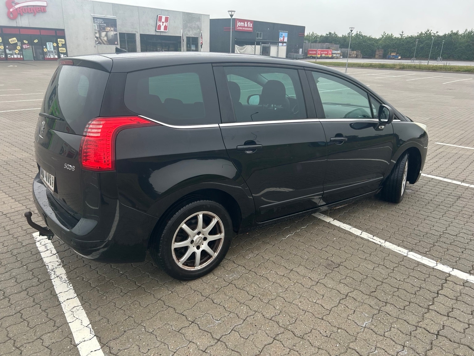 Peugeot 5008 til salg hos Nabilli
