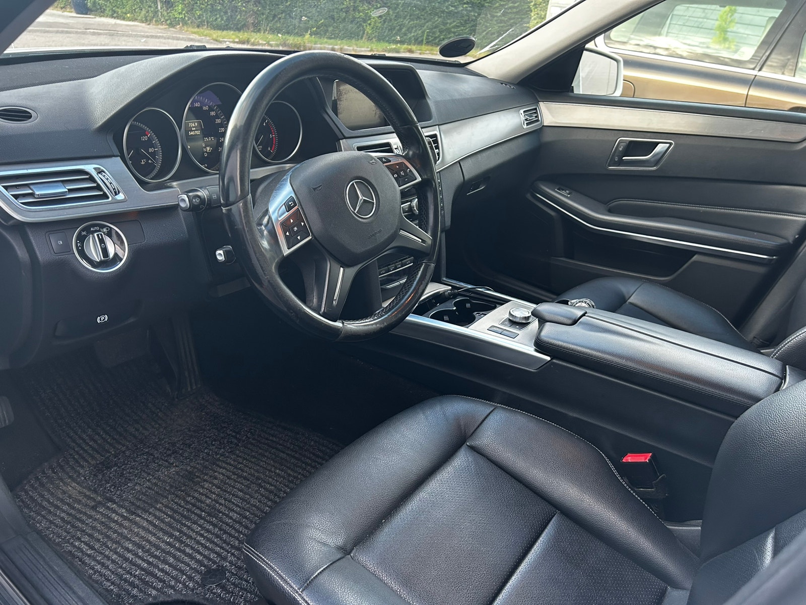 Mercedes E200 – billede 6