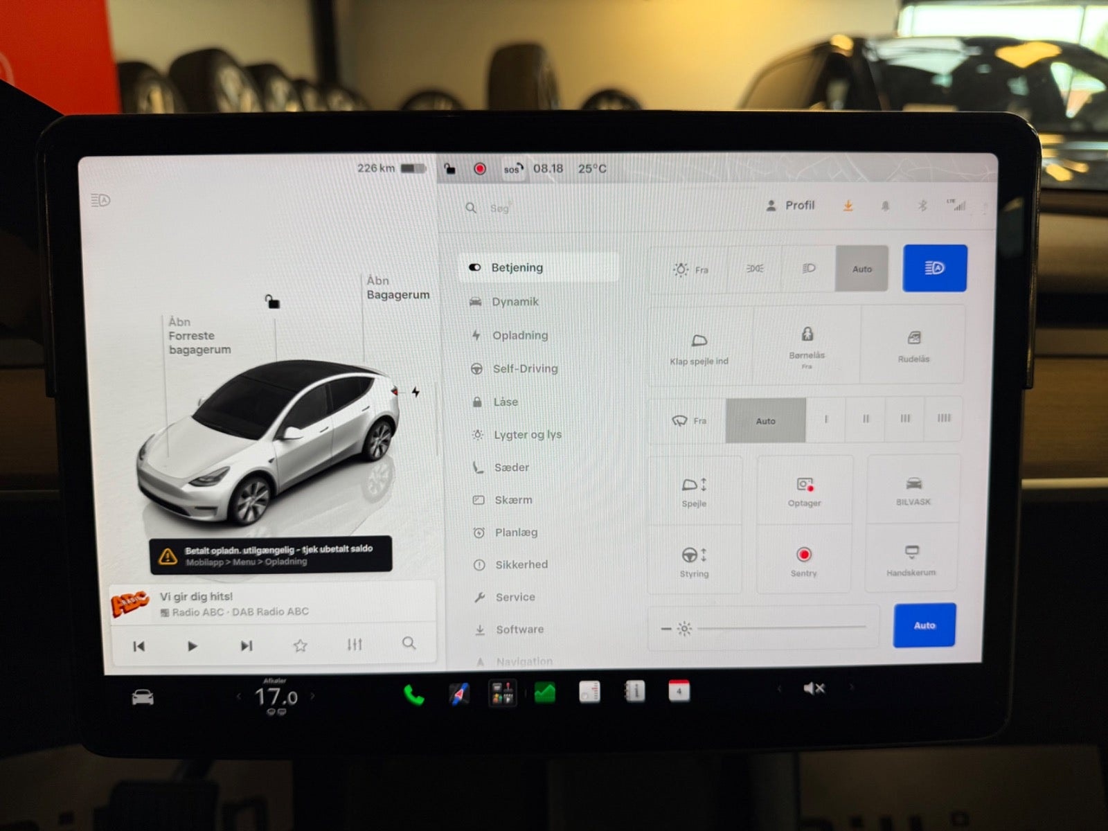 Tesla Model Y til salg hos Nabilli