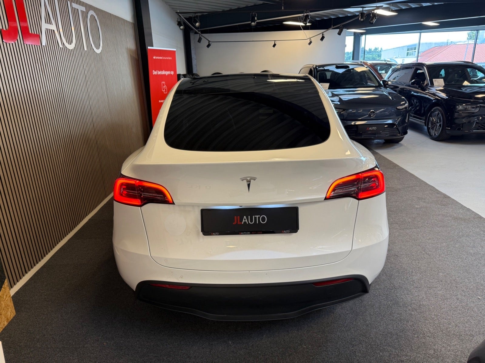 Tesla Model Y til salg hos Nabilli