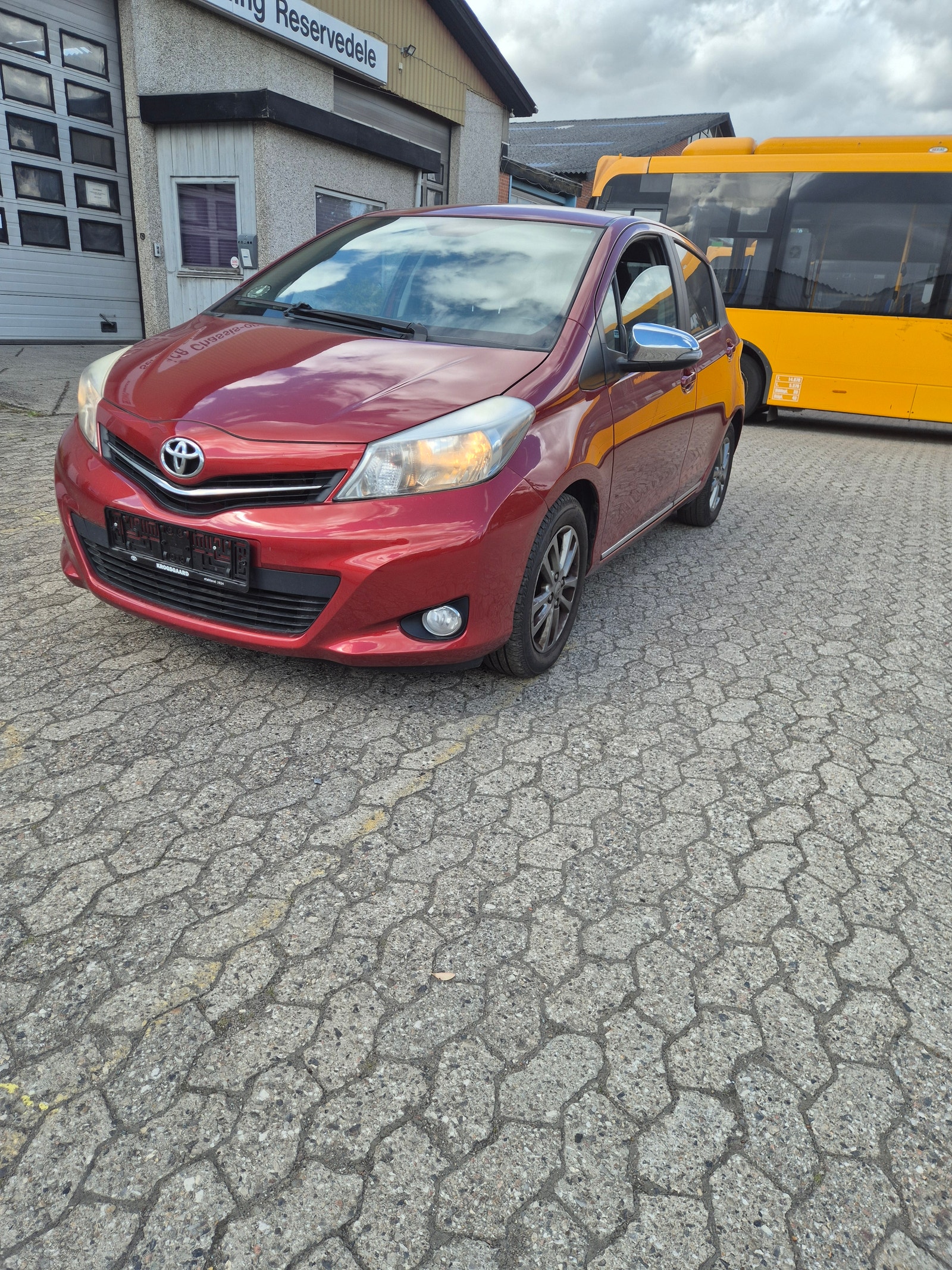 Toyota Yaris til salg hos Nabilli