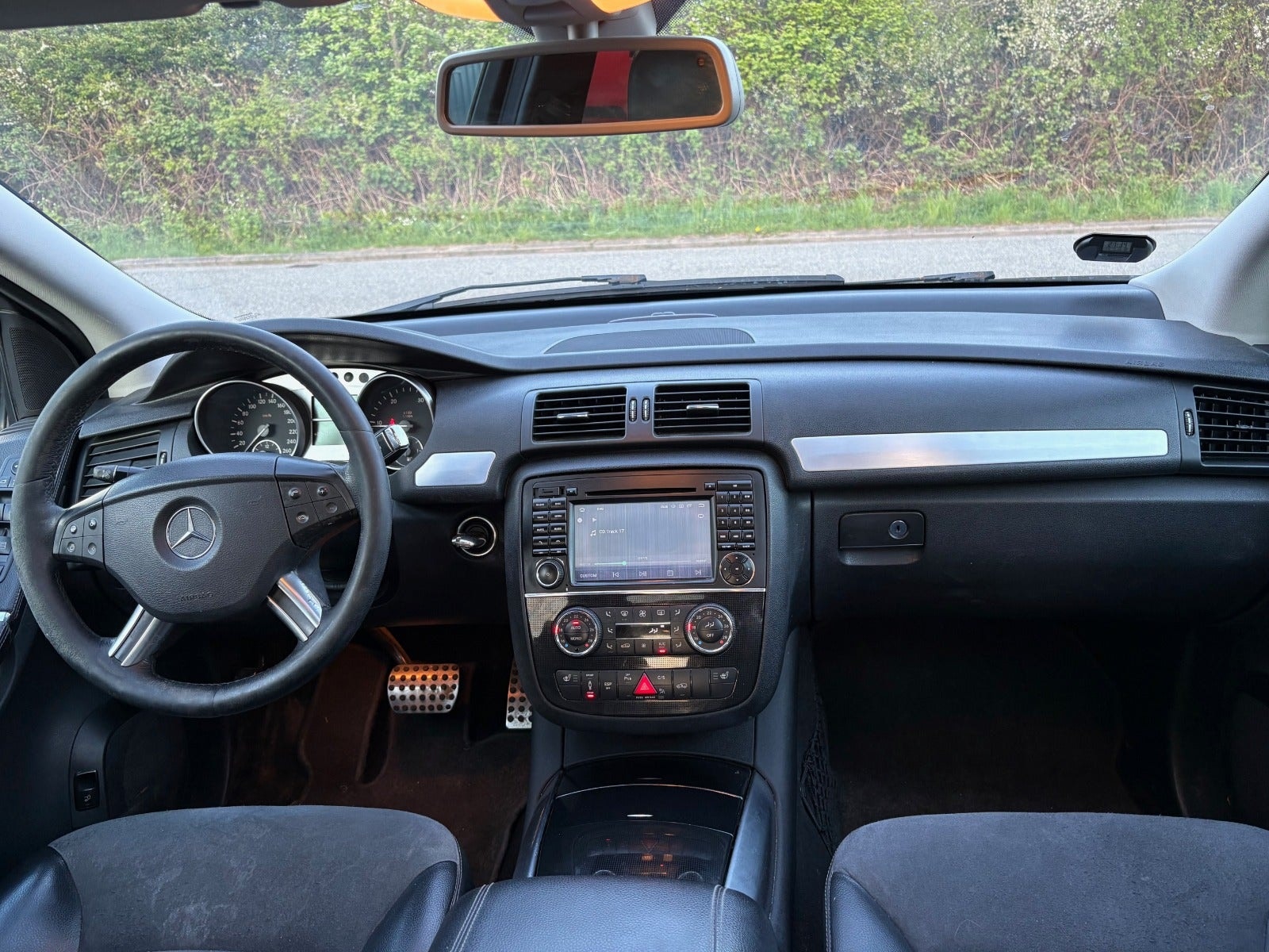 Mercedes R320 til salg hos Nabilli