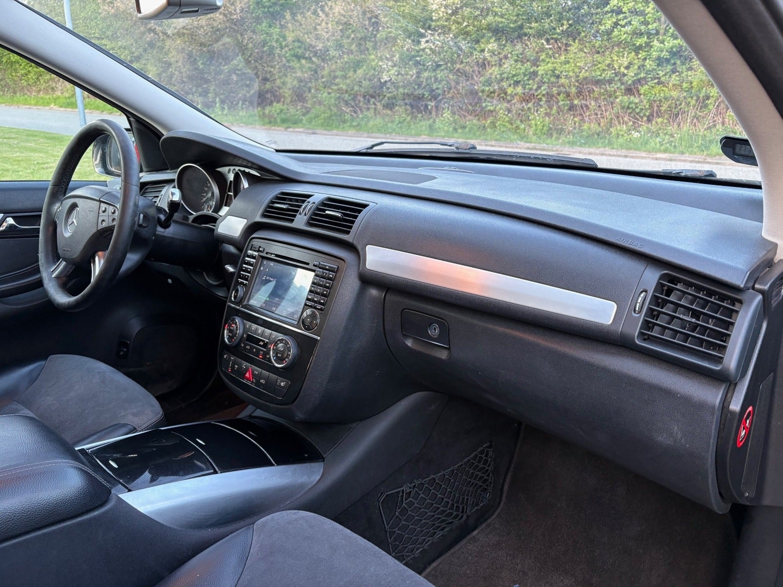 Mercedes R320 til salg hos Nabilli