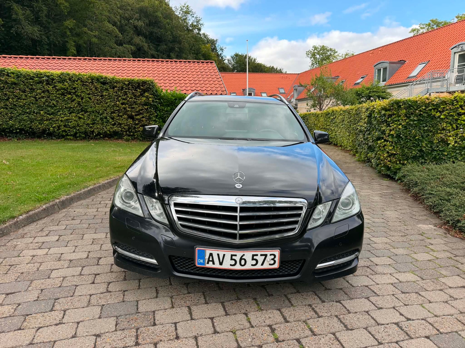 Mercedes 212 til salg hos Nabilli