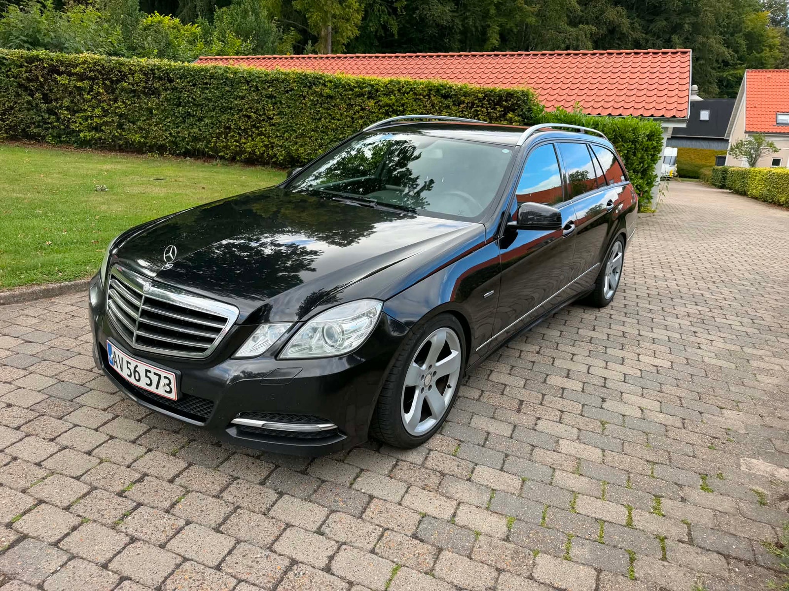 Mercedes 212 til salg hos Nabilli