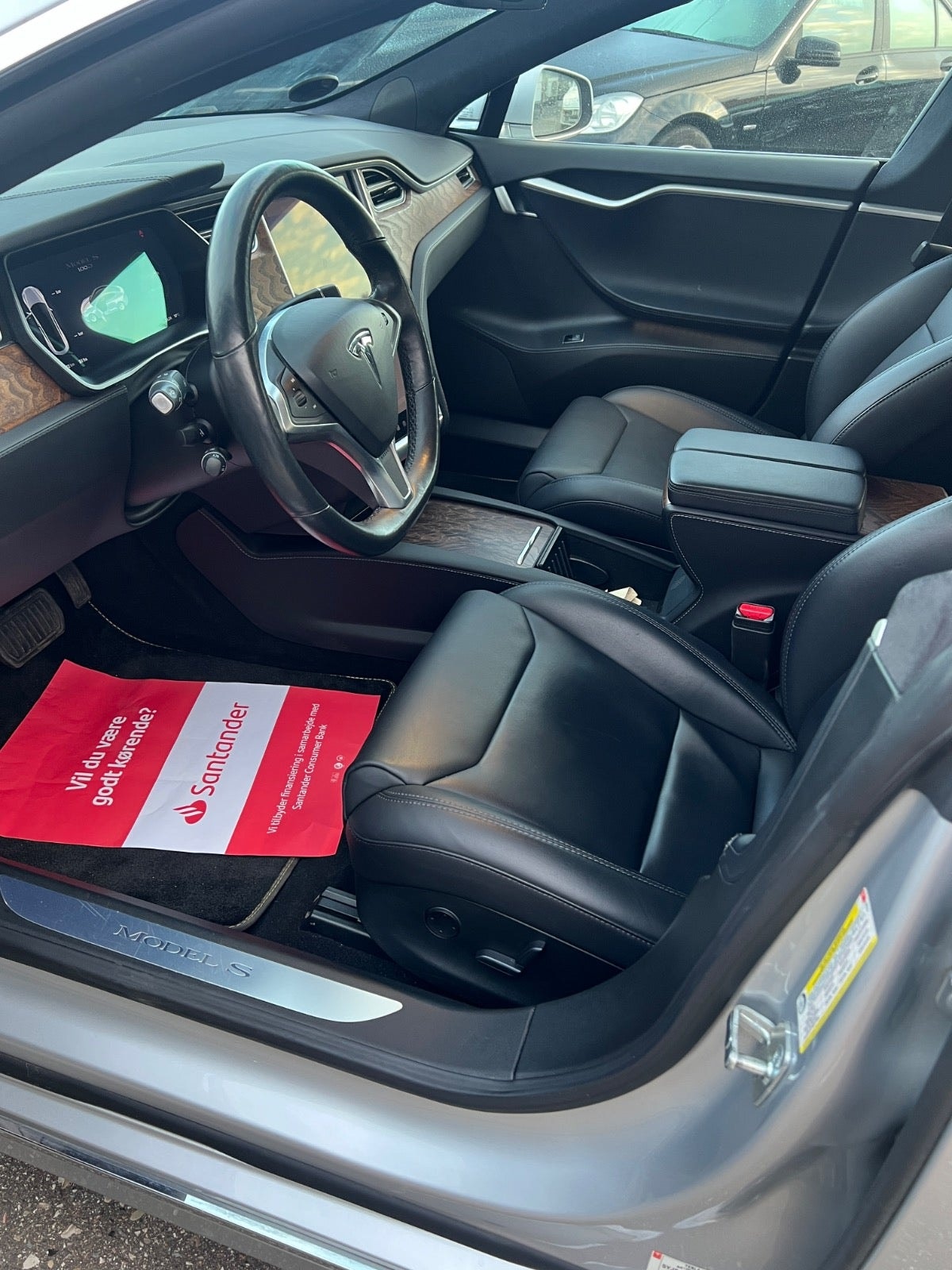 Tesla Model S til salg hos Nabilli