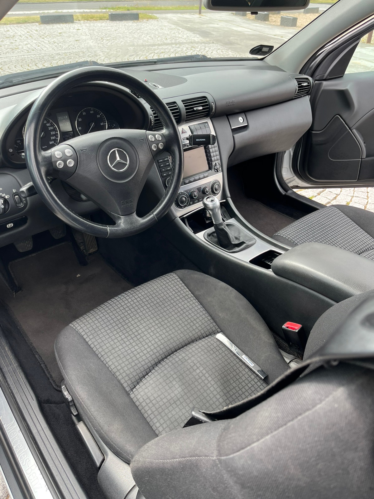 Mercedes C180 til salg hos Nabilli
