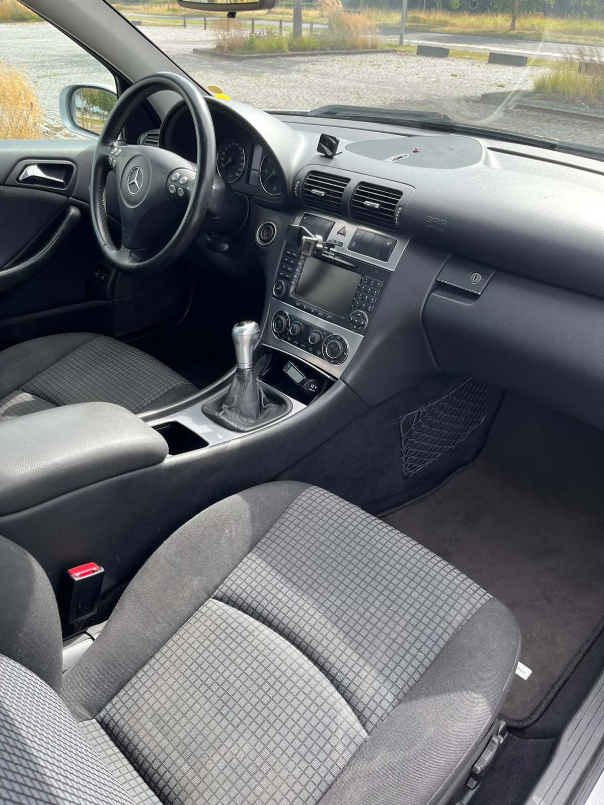 Mercedes C180 til salg hos Nabilli