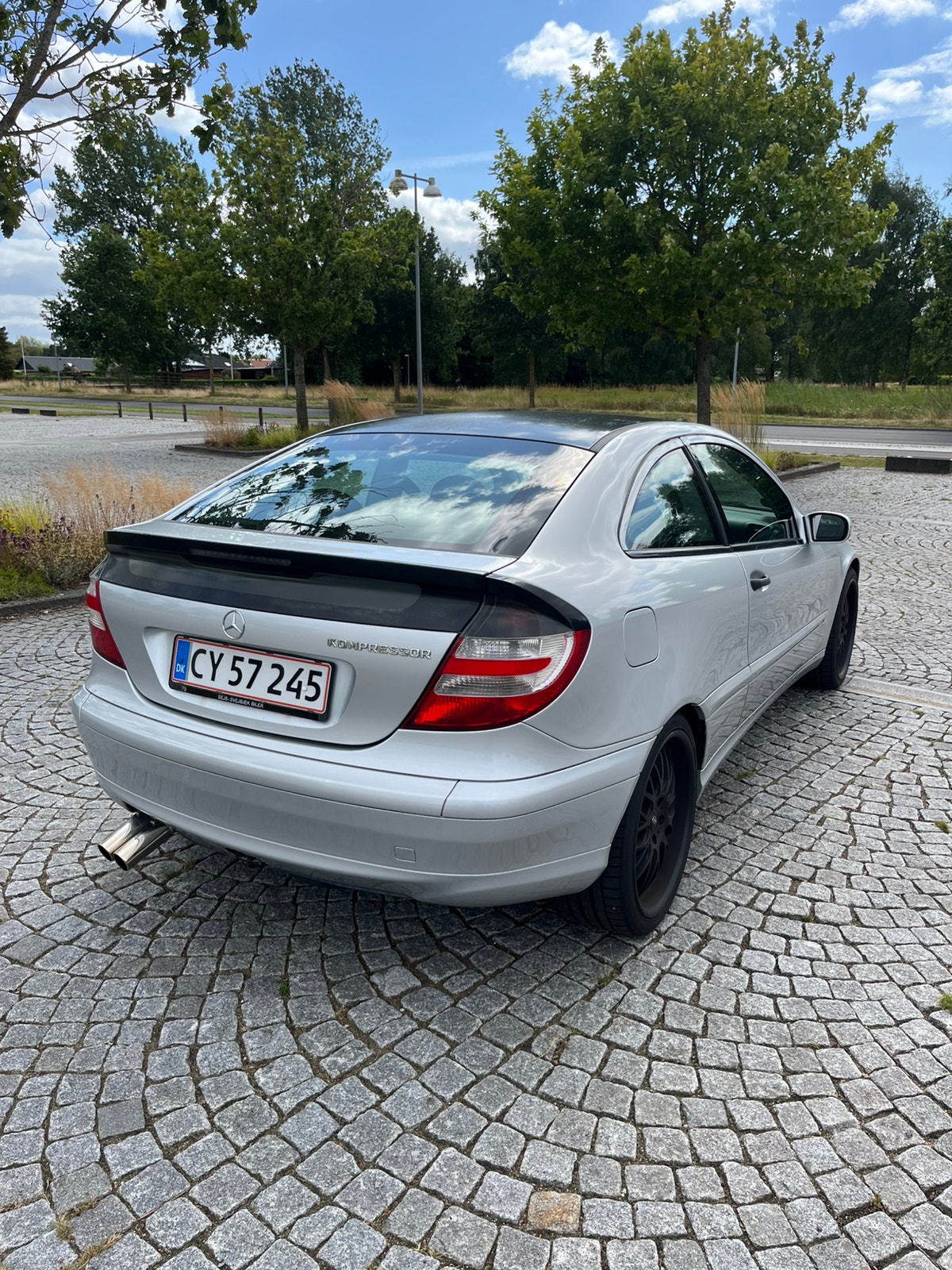Mercedes C180 til salg hos Nabilli