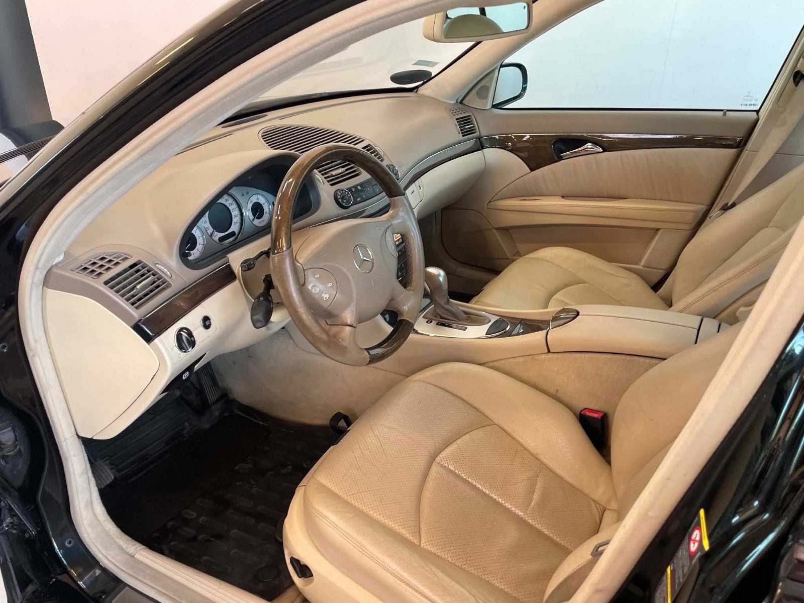Mercedes E270 til salg hos Nabilli