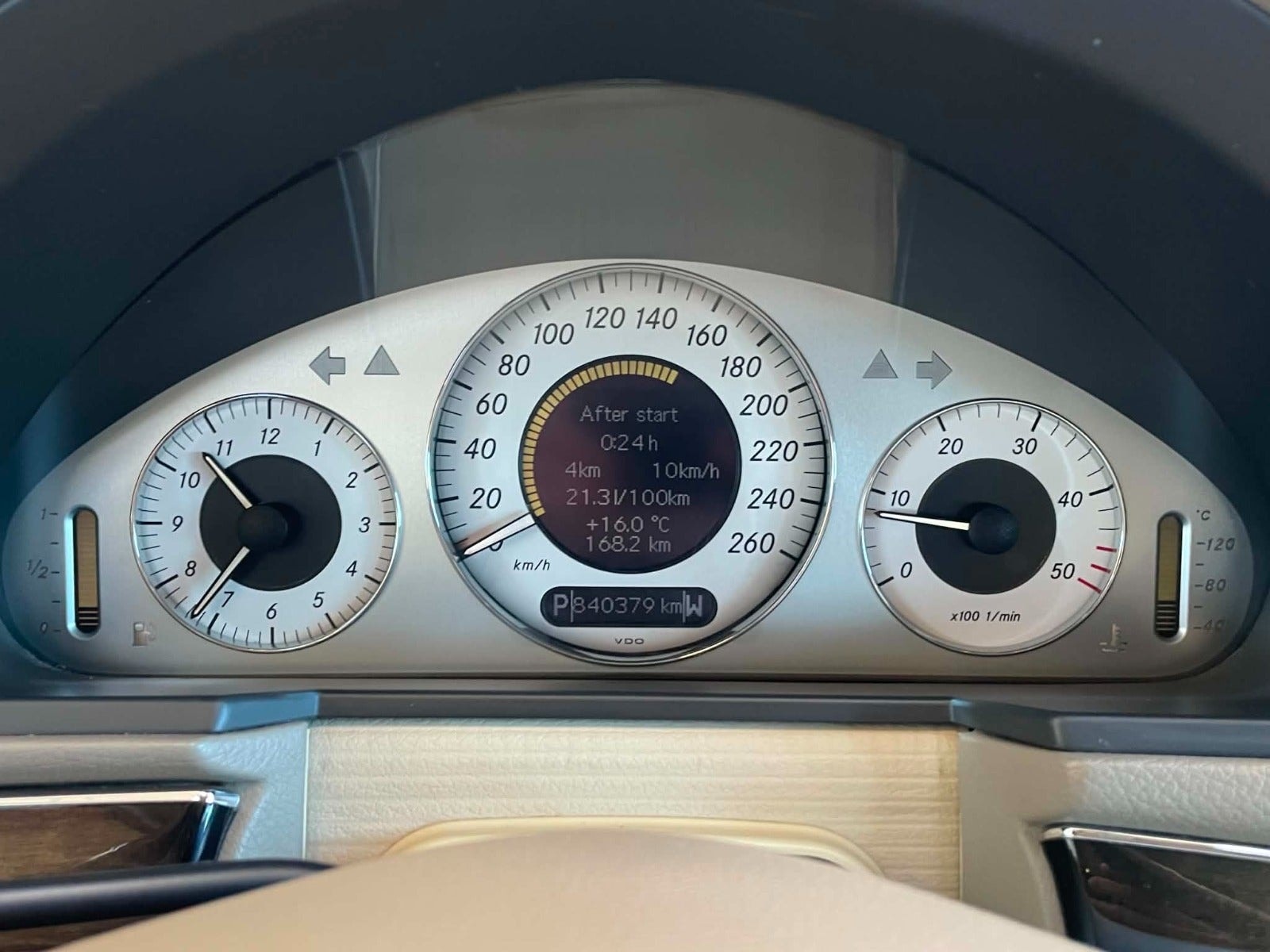 Mercedes E270 til salg hos Nabilli