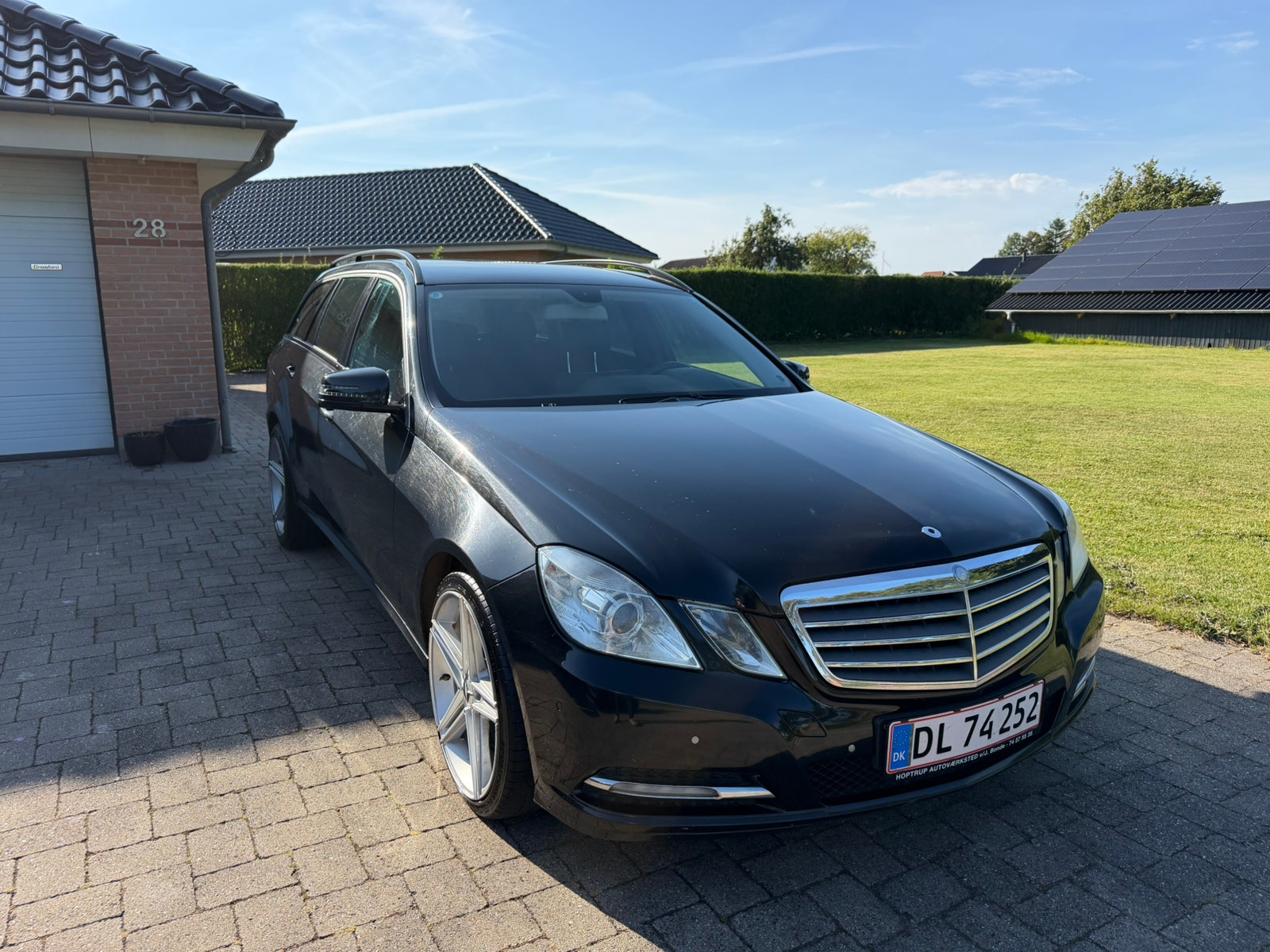 Mercedes E200 til salg hos Nabilli