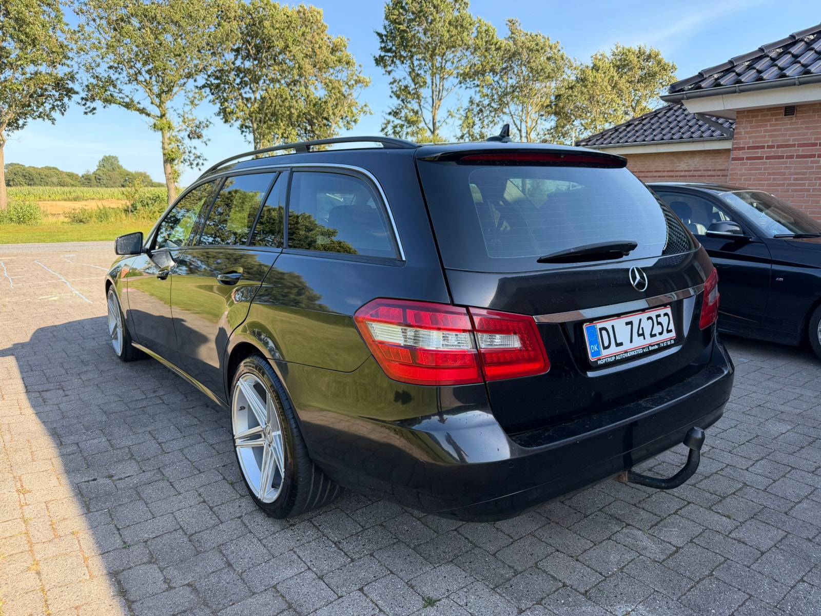 Mercedes E200 til salg hos Nabilli