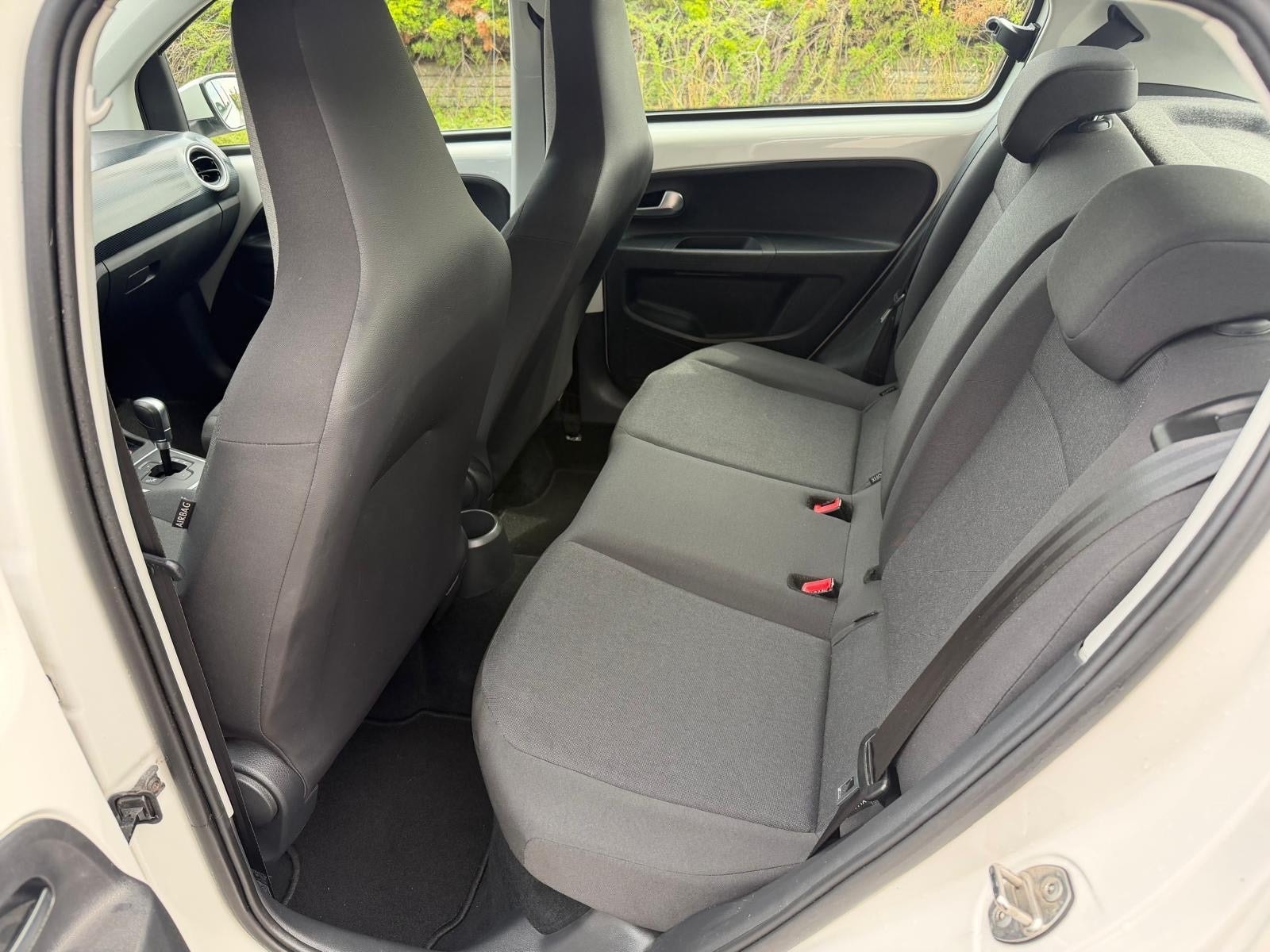 VW UP! til salg hos Nabilli