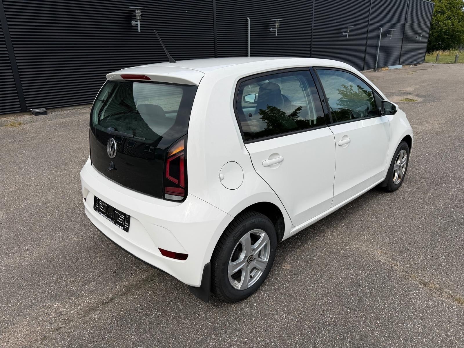 VW UP! til salg hos Nabilli