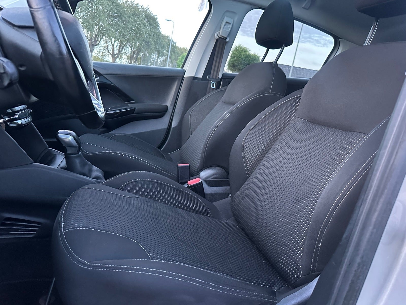 Peugeot 208 – billede 9
