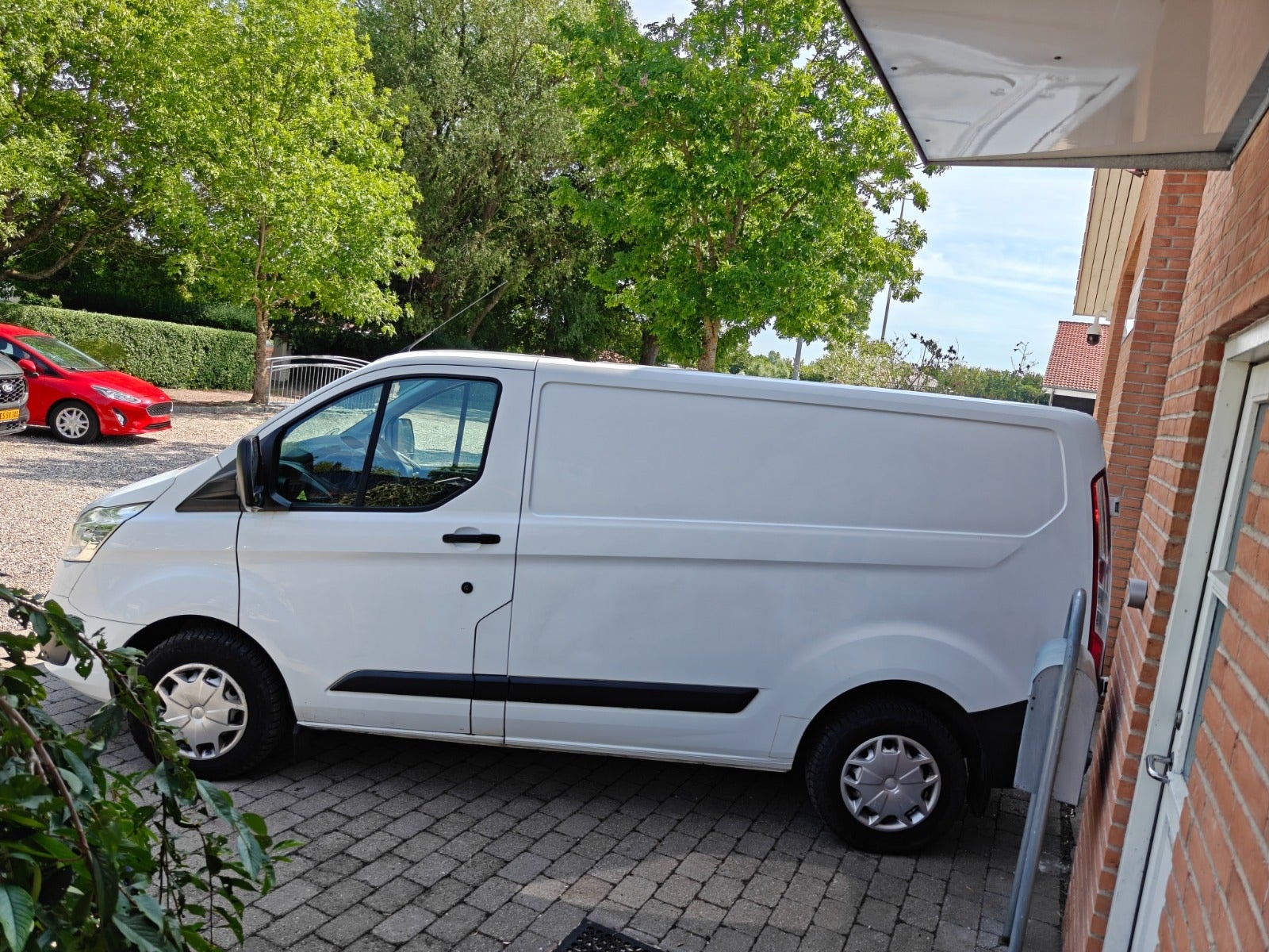 Ford Transit Custom 270S til salg hos Nabilli
