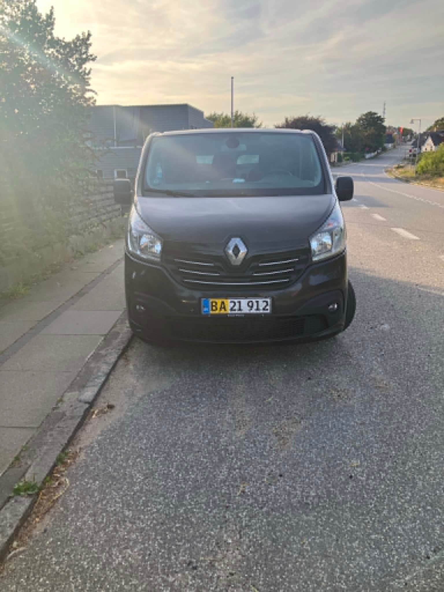 Renault Trafic T27 til salg hos Nabilli