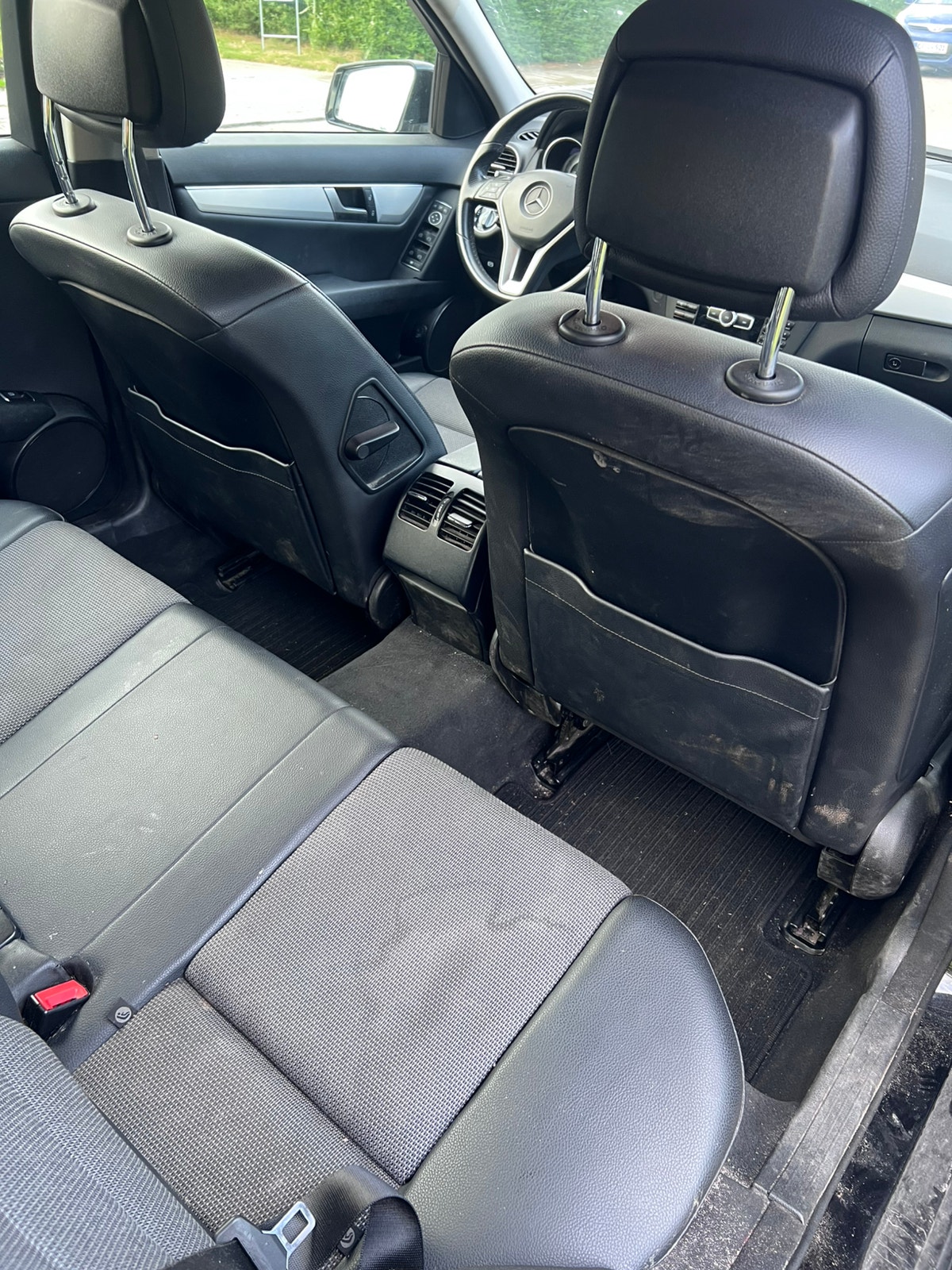 Mercedes C200 til salg hos Nabilli