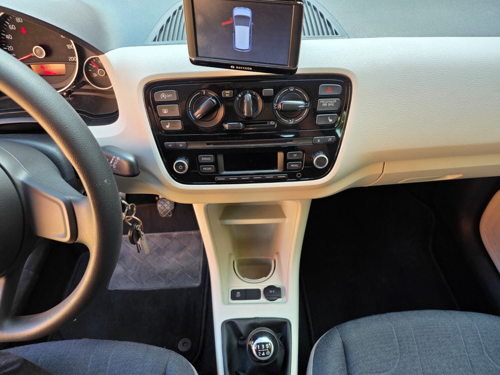 VW UP! til salg hos Nabilli