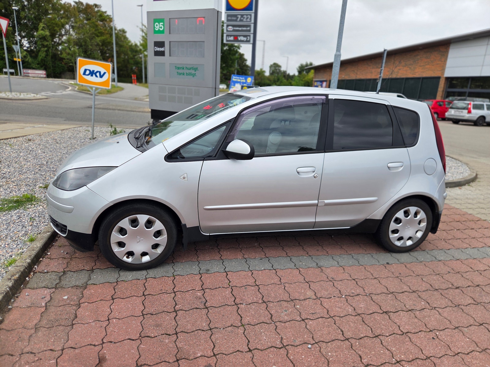 Mitsubishi Colt til salg hos Nabilli