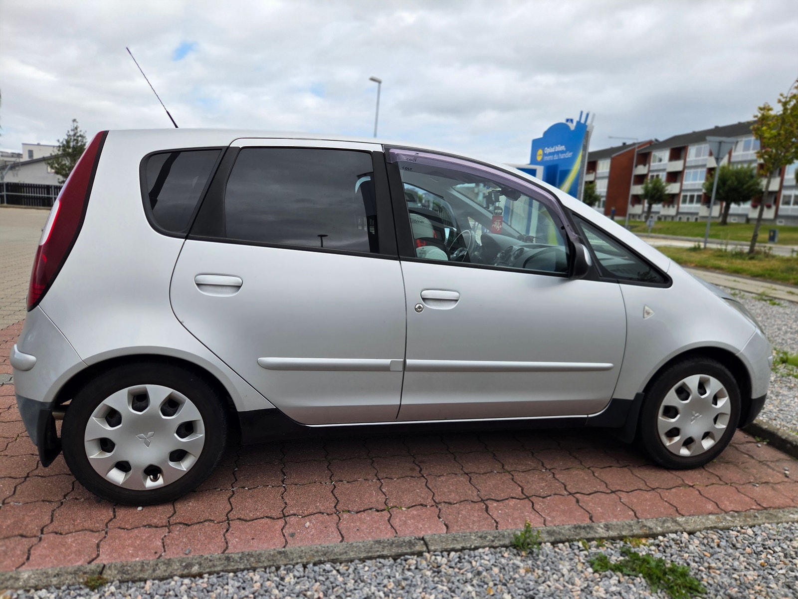 Mitsubishi Colt til salg hos Nabilli