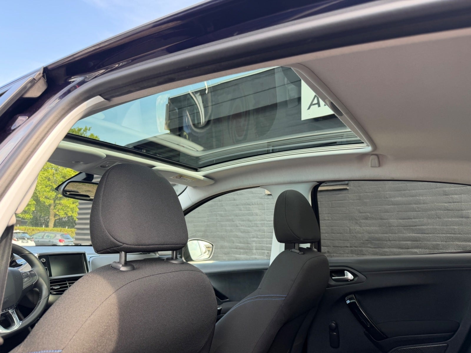 Peugeot 208 til salg hos Nabilli