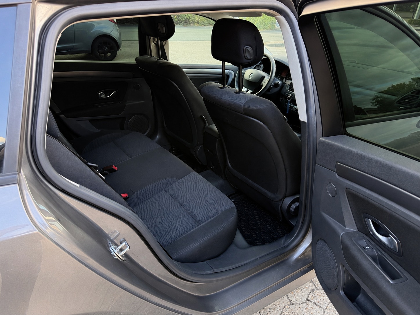 Renault Laguna III – billede 4