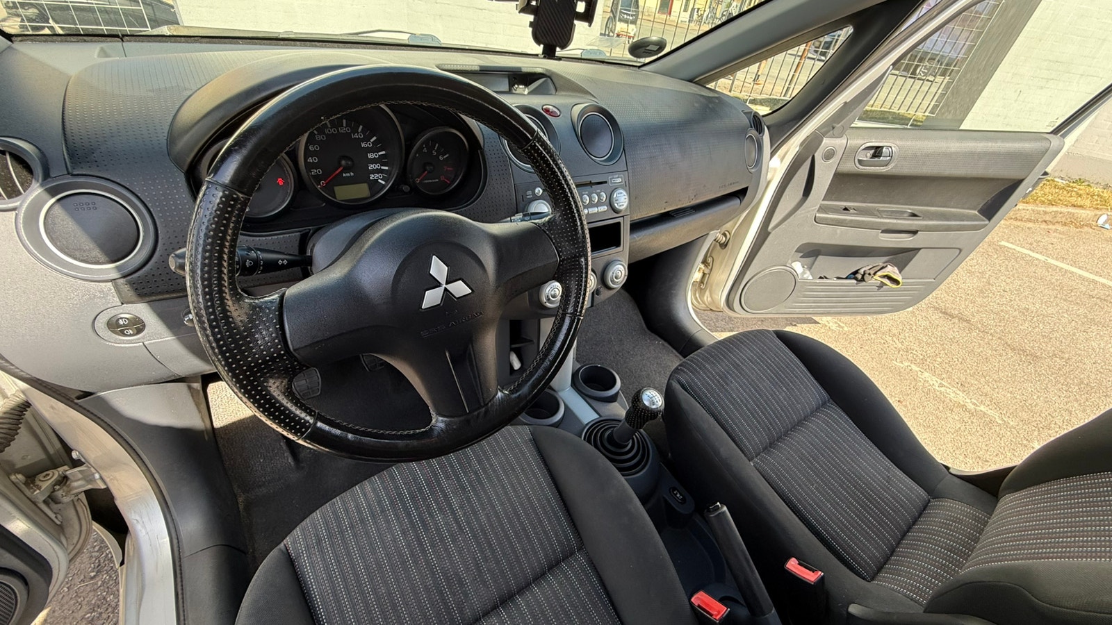 Mitsubishi Colt til salg hos Nabilli