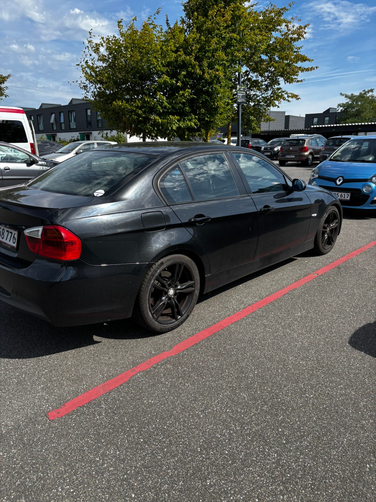 BMW 318d til salg hos Nabilli
