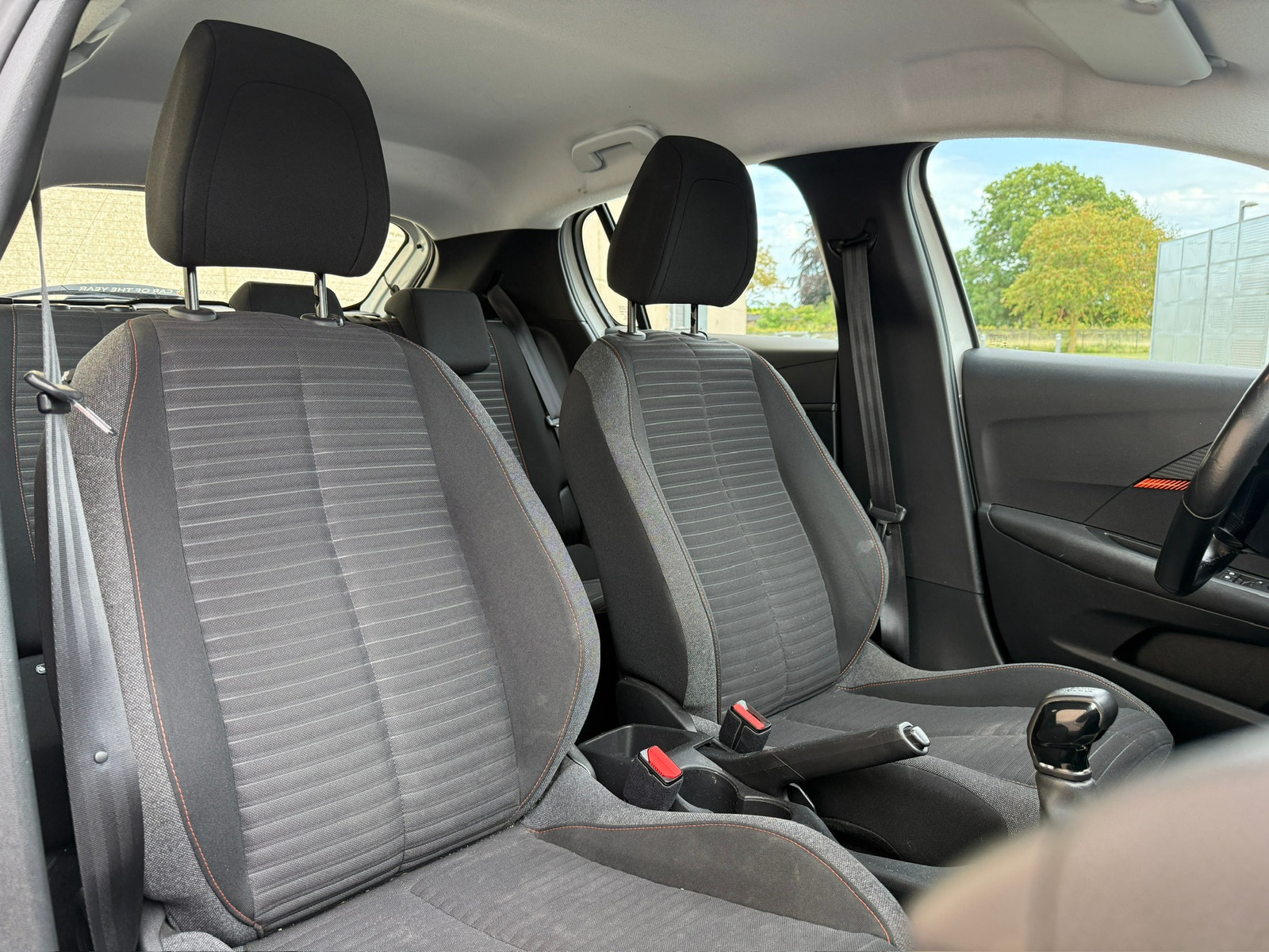 Peugeot 208 – billede 8