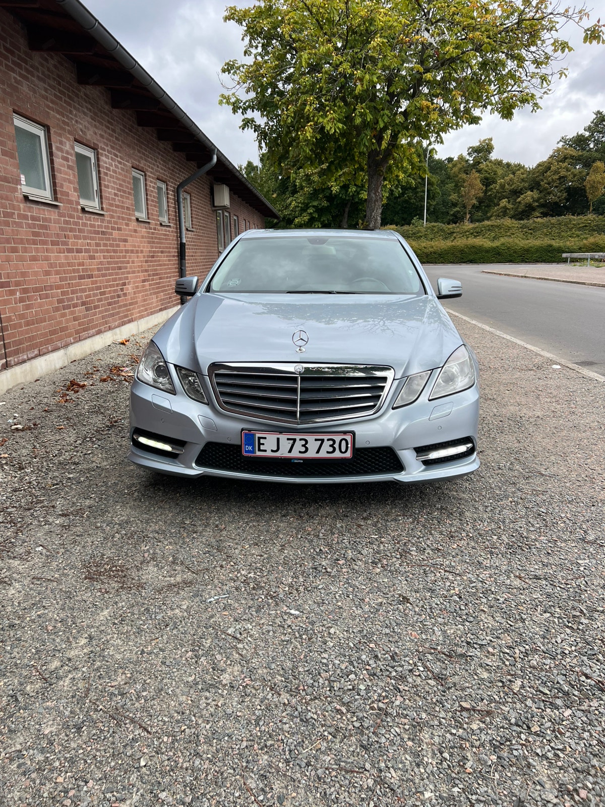 Mercedes E220 til salg hos Nabilli