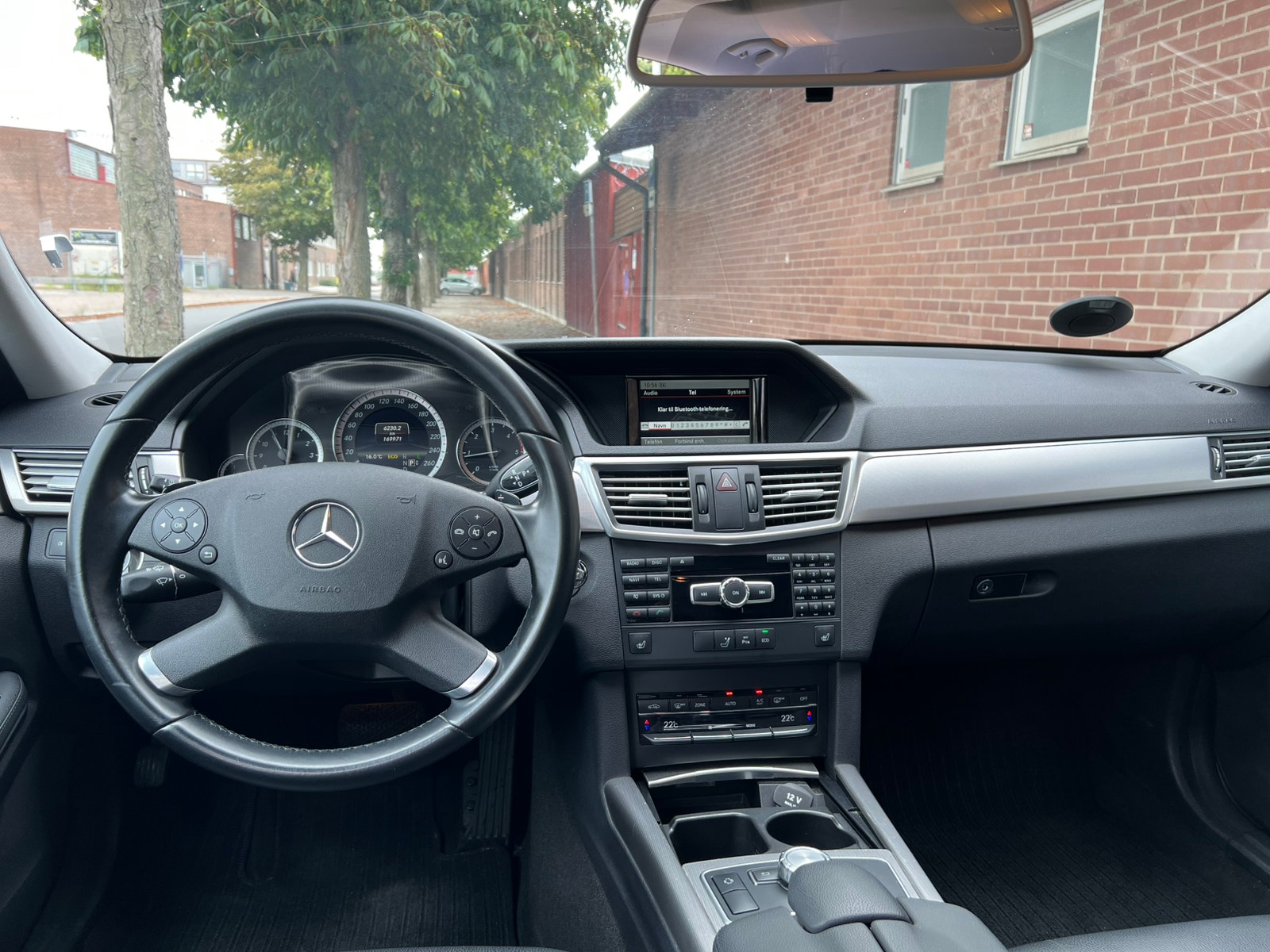 Mercedes E220 til salg hos Nabilli