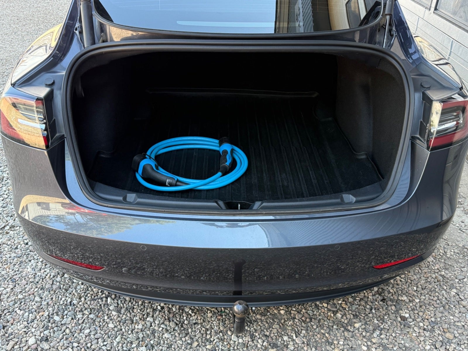 Tesla Model 3 til salg hos Nabilli