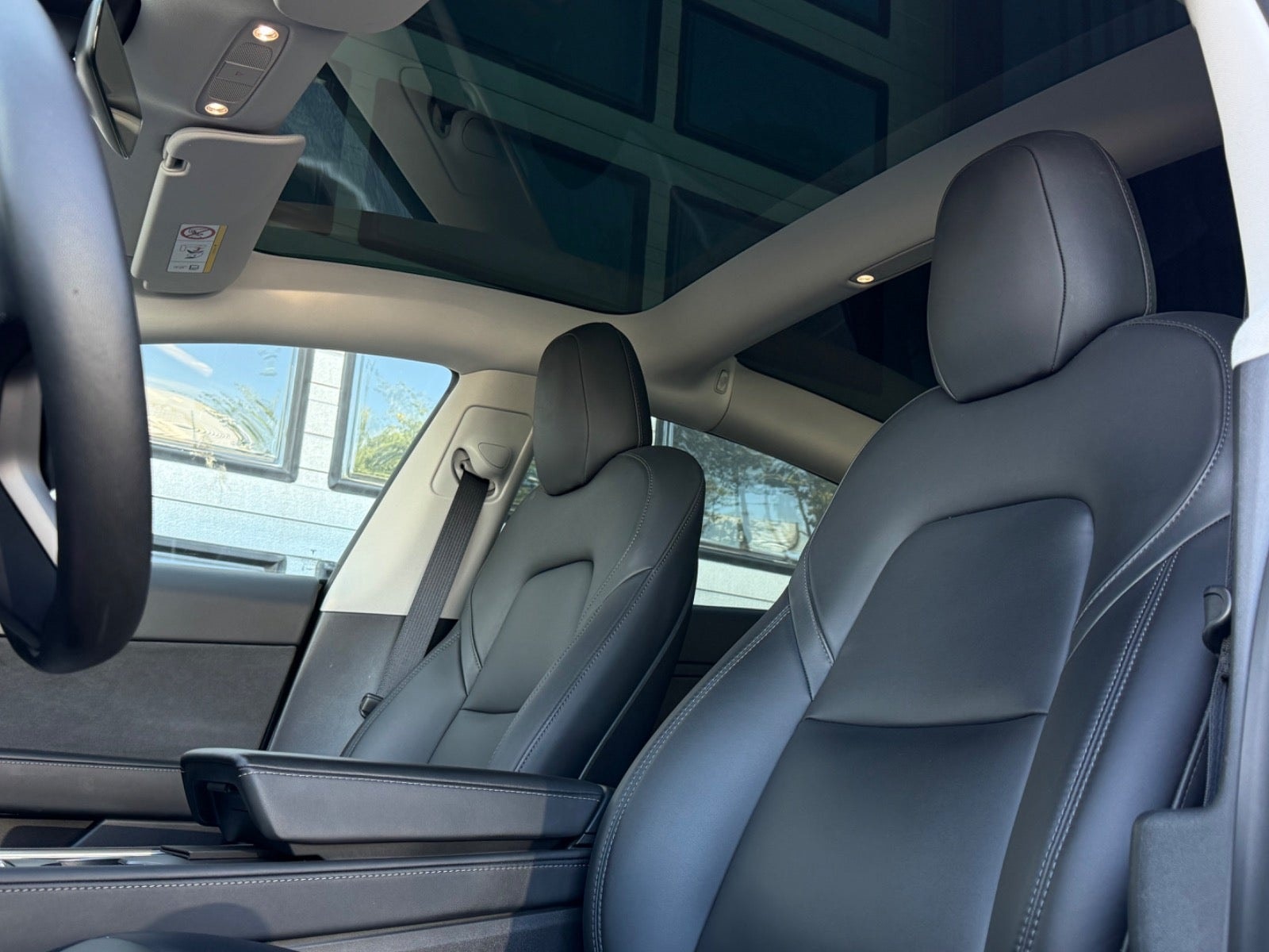 Tesla Model 3 til salg hos Nabilli