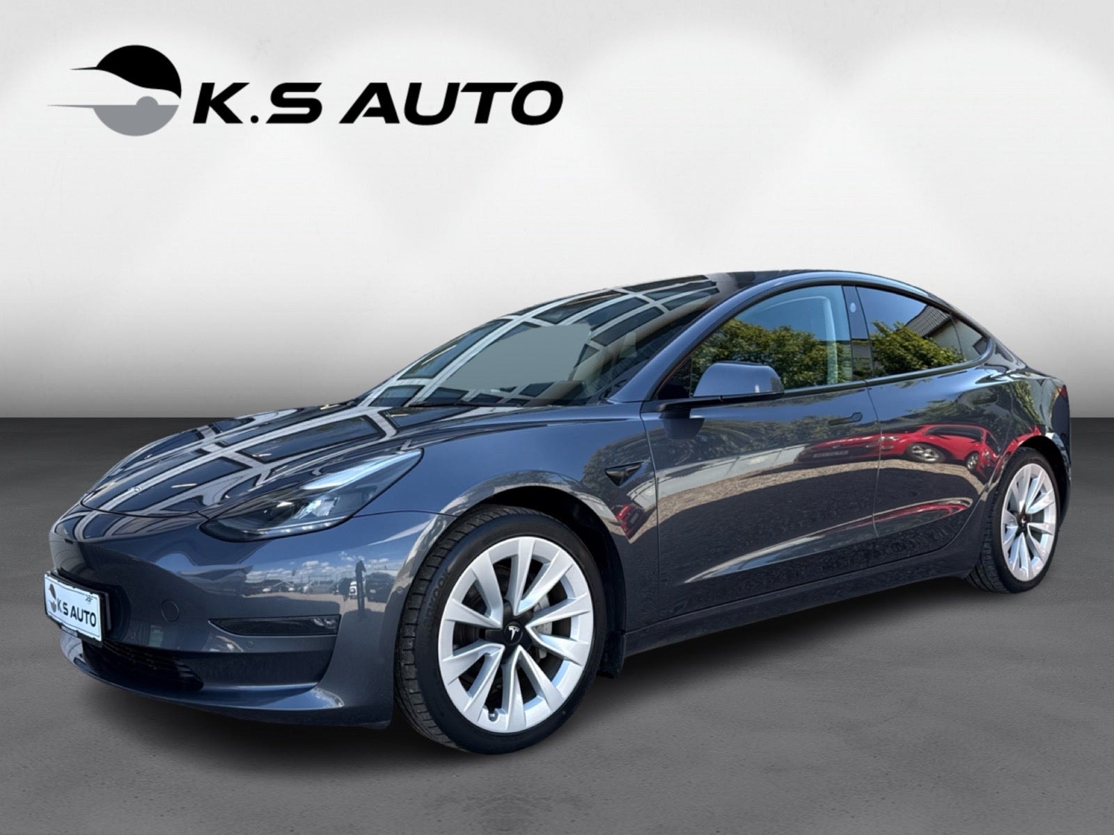 Tesla Model 3 til salg hos Nabilli