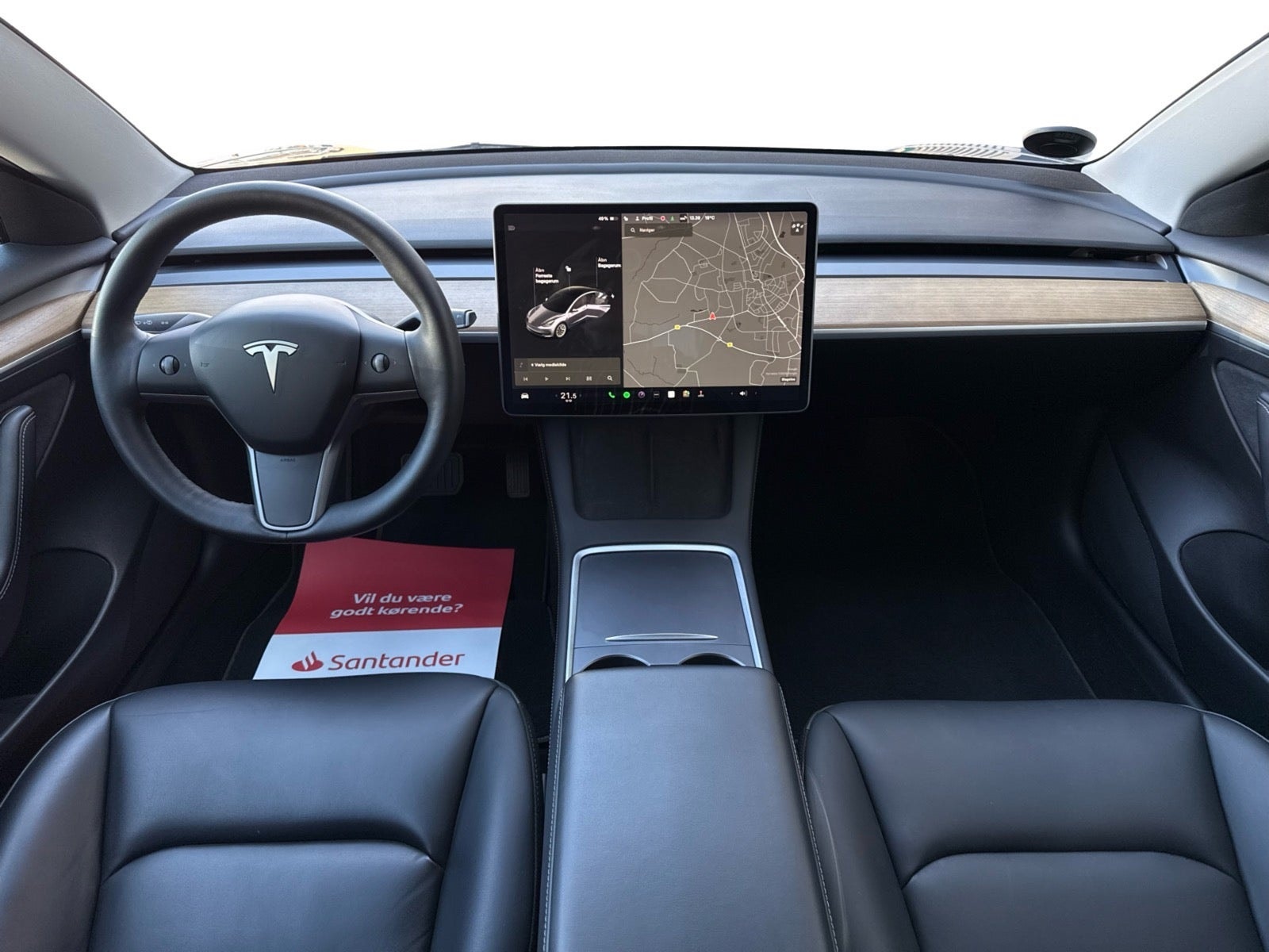 Tesla Model 3 til salg hos Nabilli