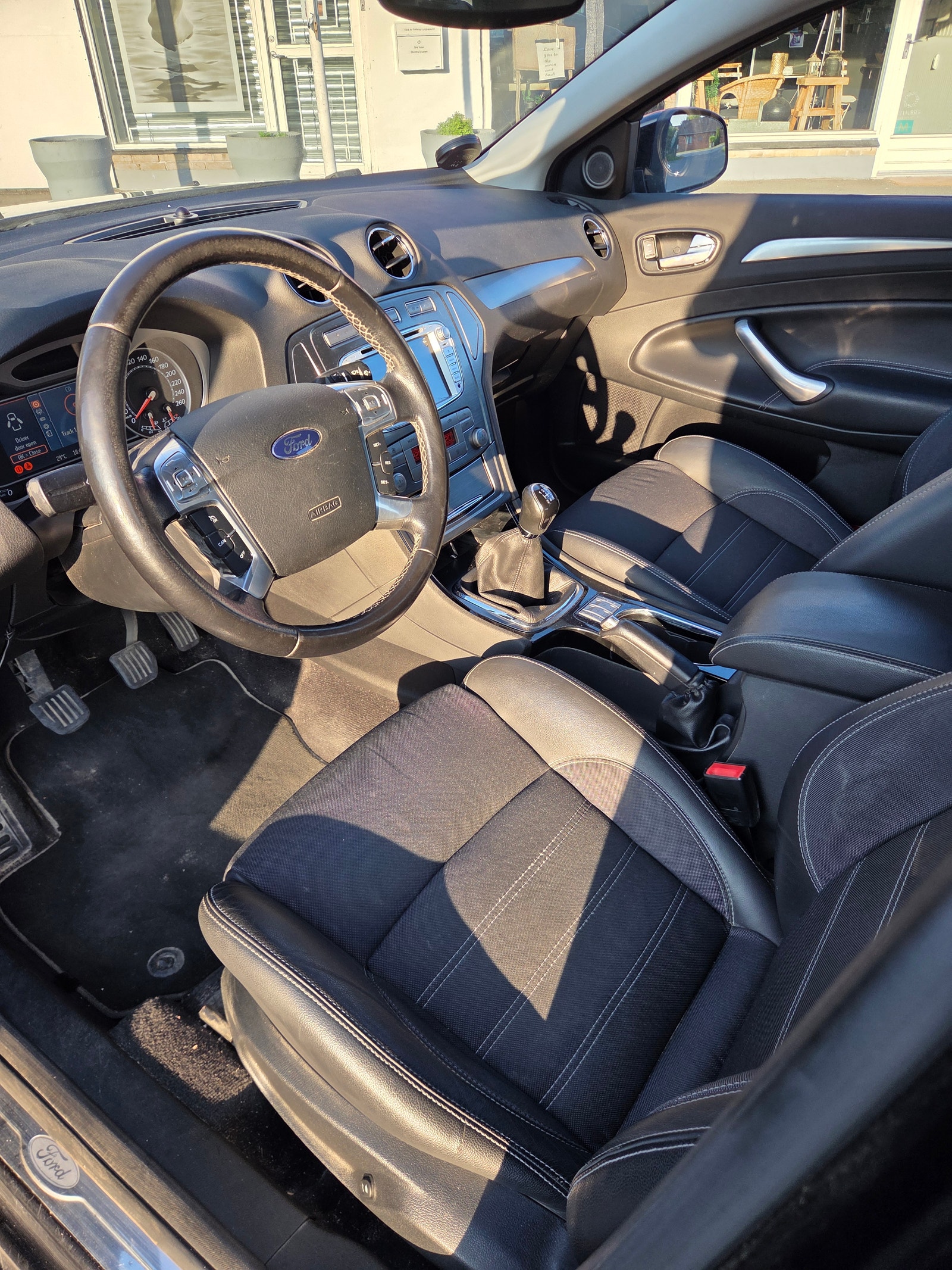 Ford Mondeo til salg hos Nabilli