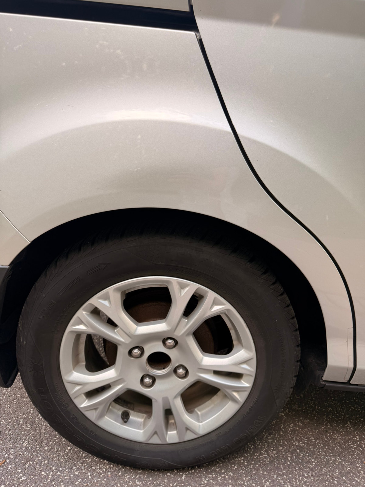Ford B-MAX til salg hos Nabilli