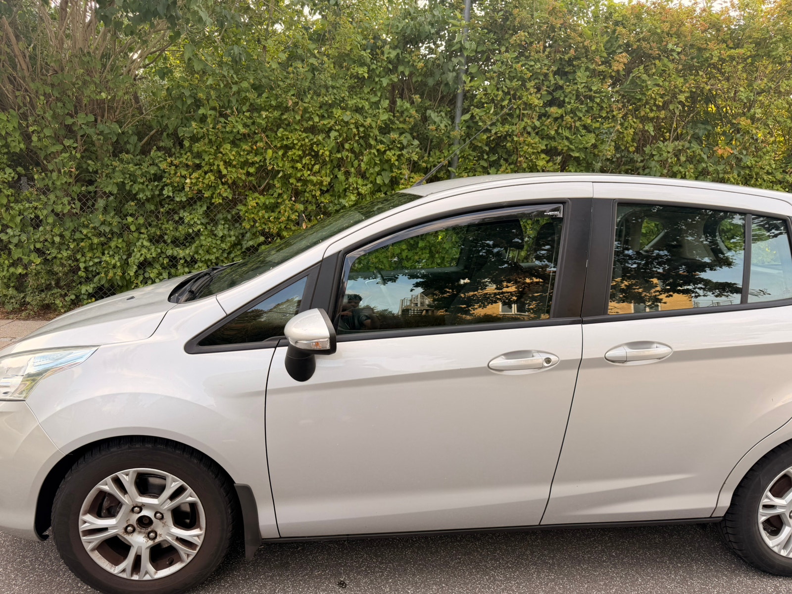 Ford B-MAX til salg hos Nabilli