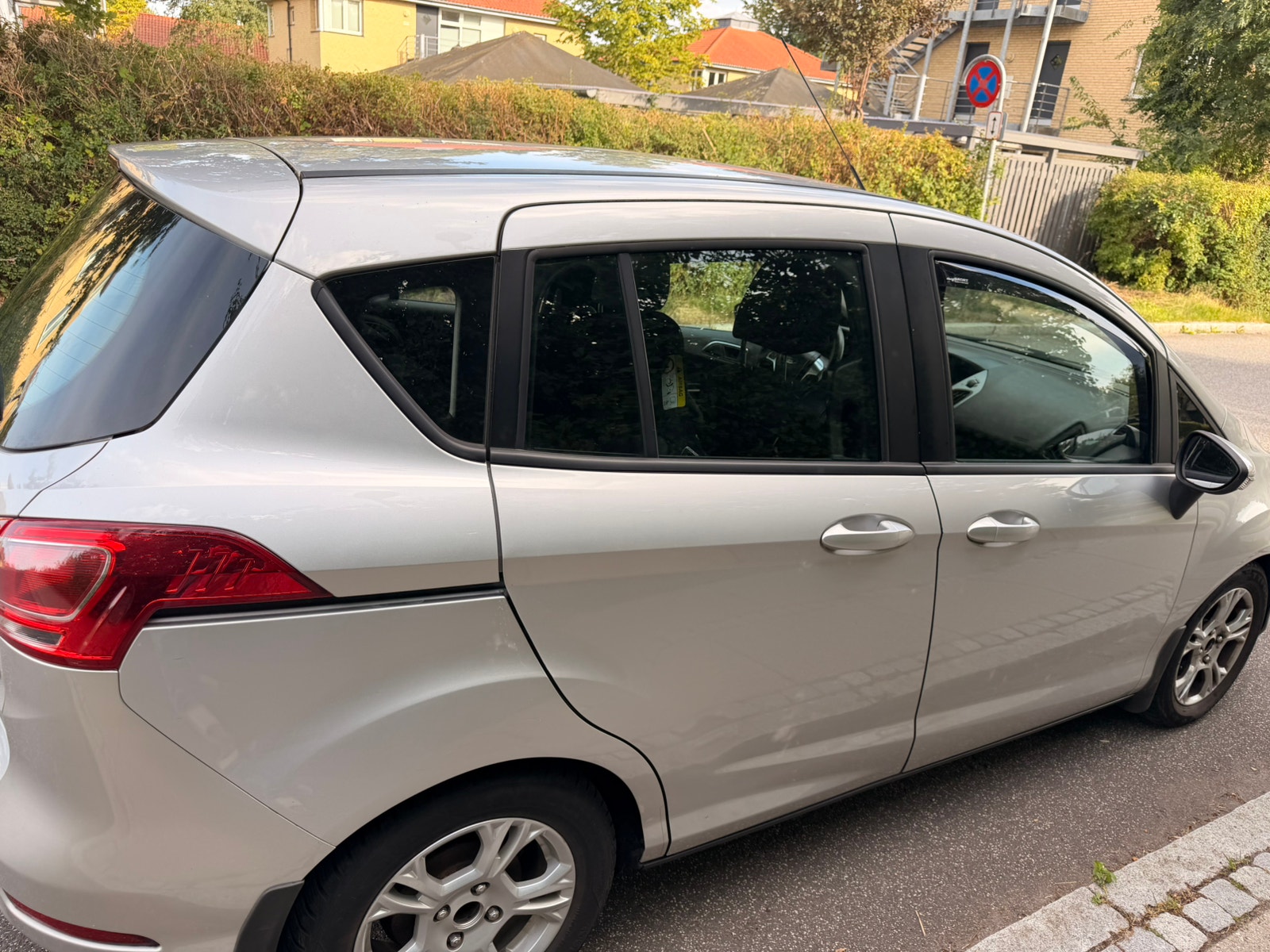 Ford B-MAX til salg hos Nabilli