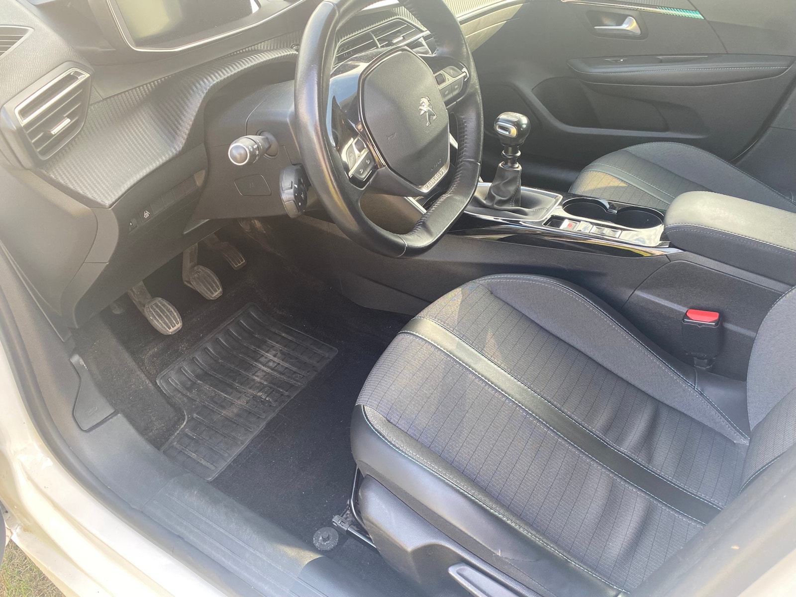 Peugeot 208 – billede 5