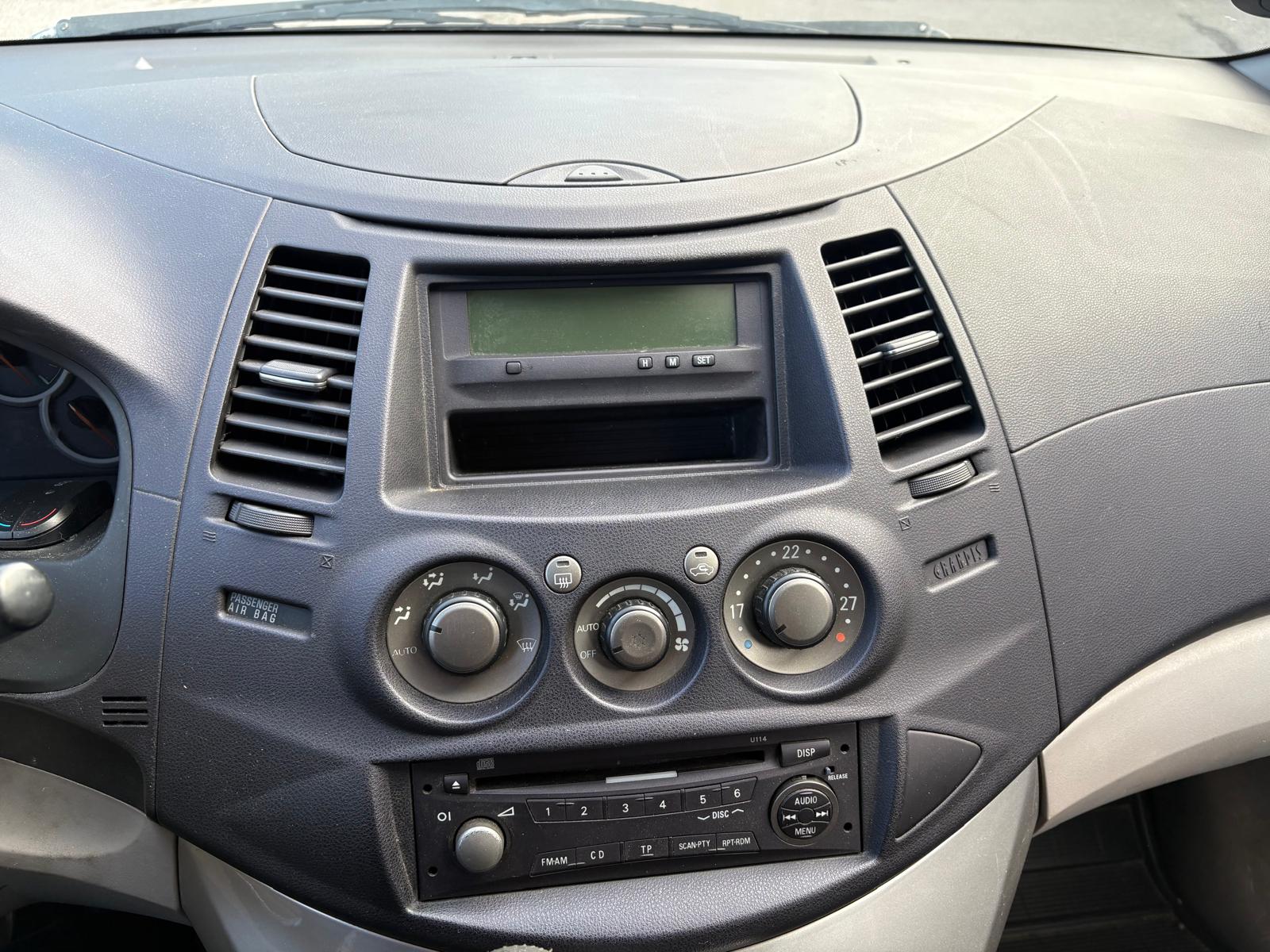 Mitsubishi Grandis – billede 12